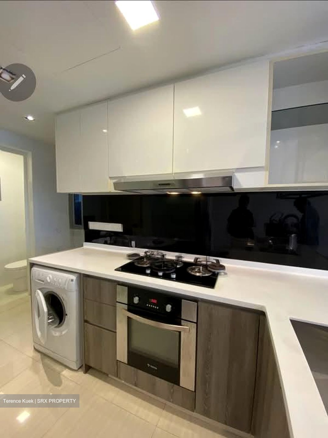 Woodhaven (D25), Condominium #557956481